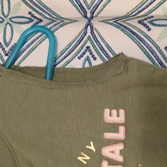 XS Aeropostale I cut into  sleeveless super cute but outgrew worn few times - Picture 2 of 5